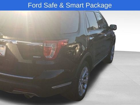 Used 2019 Ford Explorer Limited w/ Ford Safe & Smart Package AWD/4WD image 8