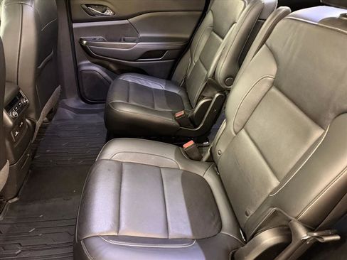 Used 2020 GMC Acadia SLT image 17