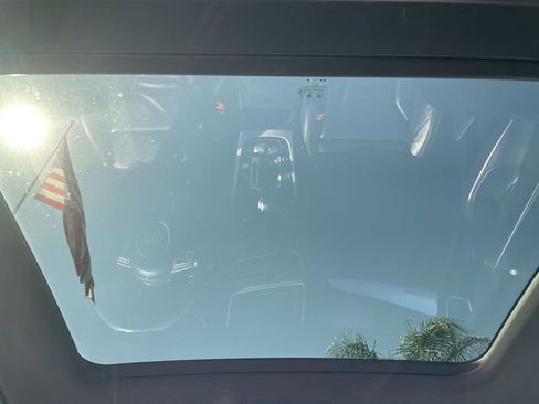 Used 2017 Audi Q5 2.0T Premium Plus w/ Technology Package image 22