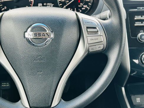 Used 2015 Nissan Altima 2.5 S w/ Power Driver Seat Package image 11