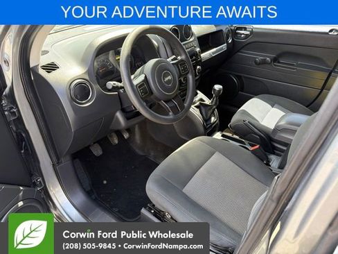 Used 2014 Jeep Compass Sport FWD image 11
