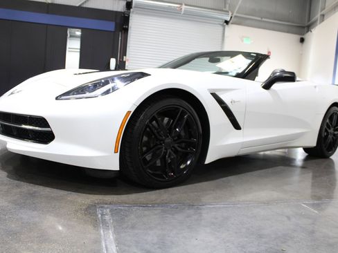 Used 2015 Chevrolet Corvette Stingray Z51 w/ 2LT Preferred Equipment Group image 7