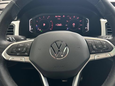 Used 2023 Volkswagen Atlas Cross Sport SEL R-Line AWD/4WD image 23