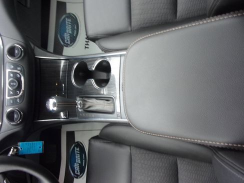 Used 2016 Chevrolet Impala LT w/ Convenience Package FWD image 18