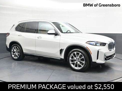 Used 2024 BMW X5 xDrive40i w/ Premium Package AWD/4WD image 1