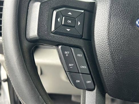 Used 2018 Ford F550 2WD Crew Cab Super Duty image 13