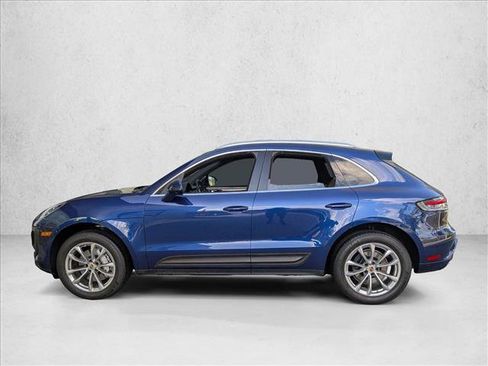 Used 2023 Porsche Macan AWD/4WD image 8