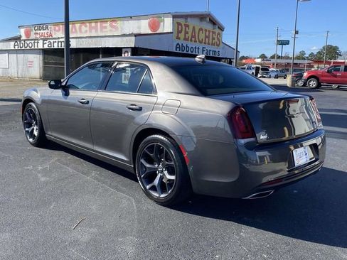 Used 2023 Chrysler 300 S image 3