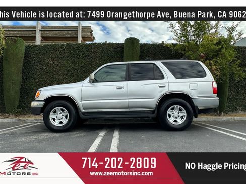 Used 2001 Toyota 4Runner SR5 RWD image 10