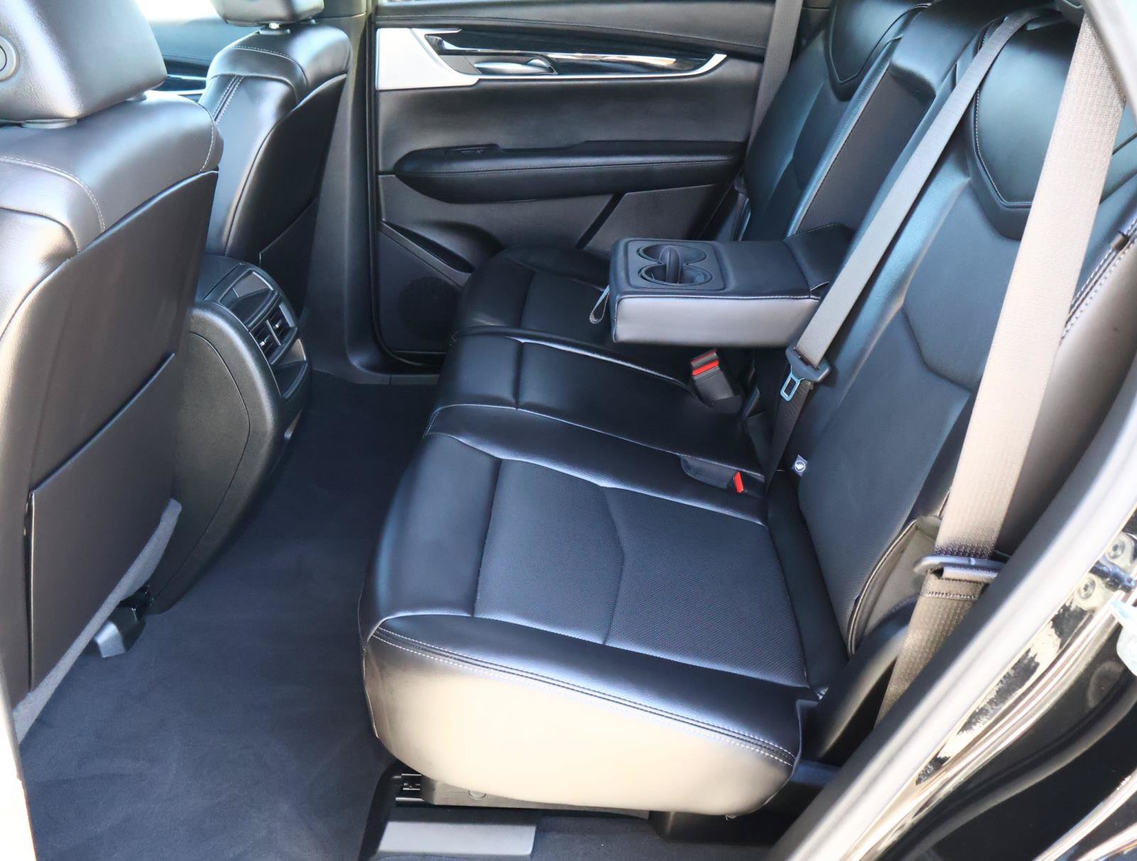 Certified 2025 Cadillac XT5 Premium Luxury FWD image 25