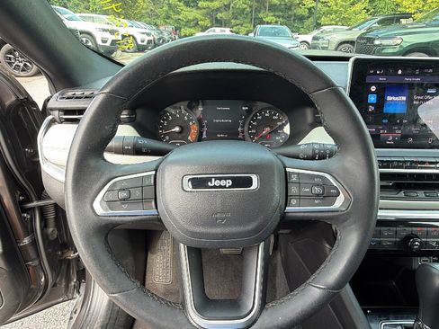 Used 2024 Jeep Compass Limited AWD/4WD image 25