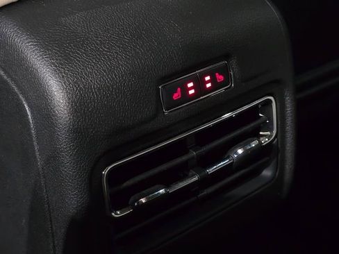 New 2025 Lincoln Corsair Reserve w/ Equipment Group 202A image 35