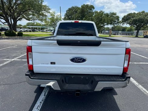 Used 2019 Ford F250 XL w/ Power Equipment Group AWD/4WD image 7