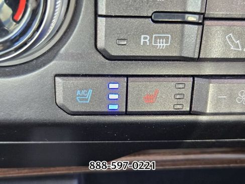 Used 2017 Ford F150 Lariat AWD/4WD image 24