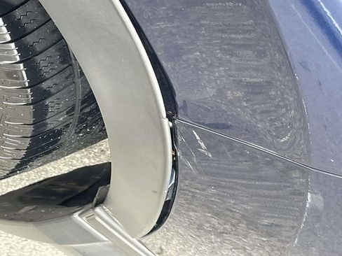 Used 2017 Honda CR-V EX image 37