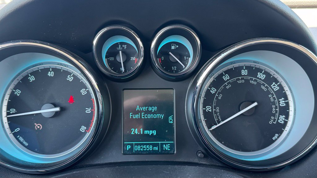 Used 2012 Buick Verano FWD image 17