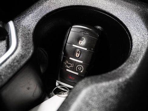 Used 2023 RAM 1500 Laramie image 33