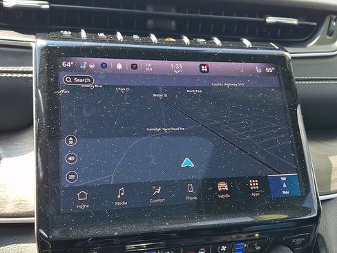 Used 2025 Jeep Grand Cherokee Limited w/ Luxury Tech Group II AWD/4WD image 15