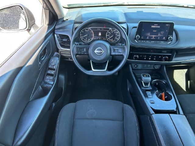 Used 2024 Nissan Rogue S FWD image 27