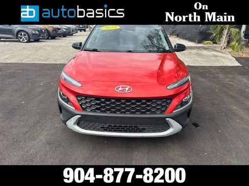 Used 2023 Hyundai Kona SE AWD/4WD image 15