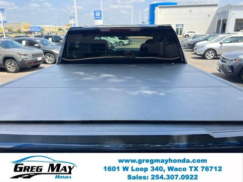 Used 2020 Chevrolet Silverado 1500 Custom w/ Custom Value Package RWD image 17