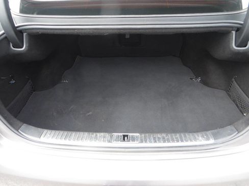 Used 2016 Kia K900 Luxury image 16