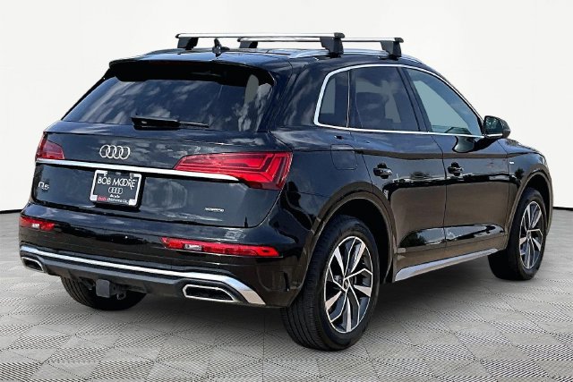 Used 2023 Audi Q5 2.0T Premium Plus w/ Premium Plus Package AWD/4WD image 2