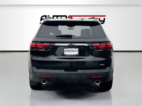 Used 2023 Chevrolet Traverse RS image 6