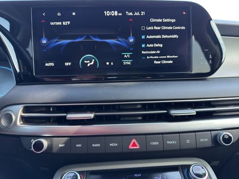 Used 2025 Hyundai Palisade SEL AWD/4WD image 16