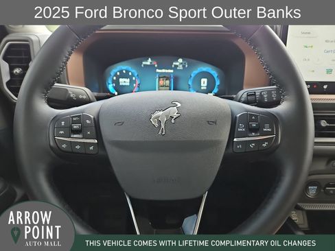 Used 2025 Ford Bronco Sport Outer Banks AWD/4WD image 27