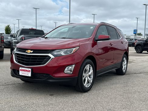 Certified 2019 Chevrolet Equinox LT w/ Sun & Navigation Package AWD/4WD image 2