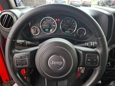 Used 2016 Jeep Wrangler Unlimited Sport w/ Quick Order Package 23S AWD/4WD image 17