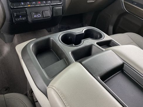 Used 2019 Chevrolet Silverado 1500 LT w/ All-Star Edition image 30