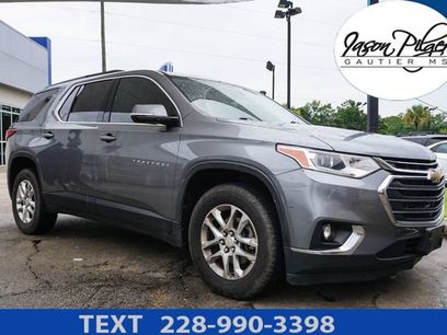 Used 2020 Chevrolet Traverse LT w/ Driver Confidence II Package