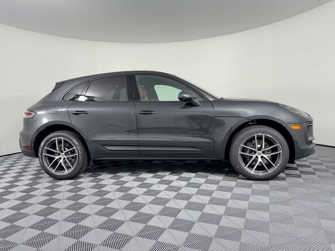 New 2026 Porsche Macan AWD/4WD image 8