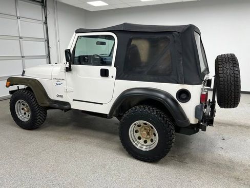 Used 1998 Jeep Wrangler Sport image 6