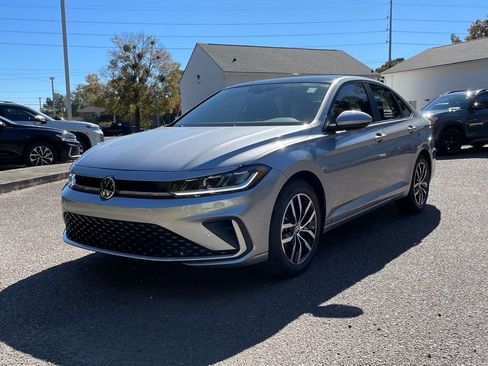 New 2026 Volkswagen Jetta SE FWD image 24