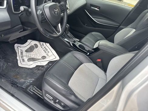 Used 2019 Toyota Corolla XSE image 37