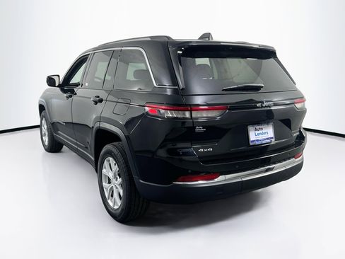Used 2023 Jeep Grand Cherokee Limited AWD/4WD image 7
