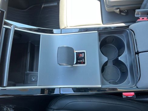 New 2026 Land Rover Range Rover Velar S image 23