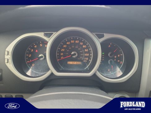 Used 2005 Toyota 4Runner Limited AWD/4WD image 11