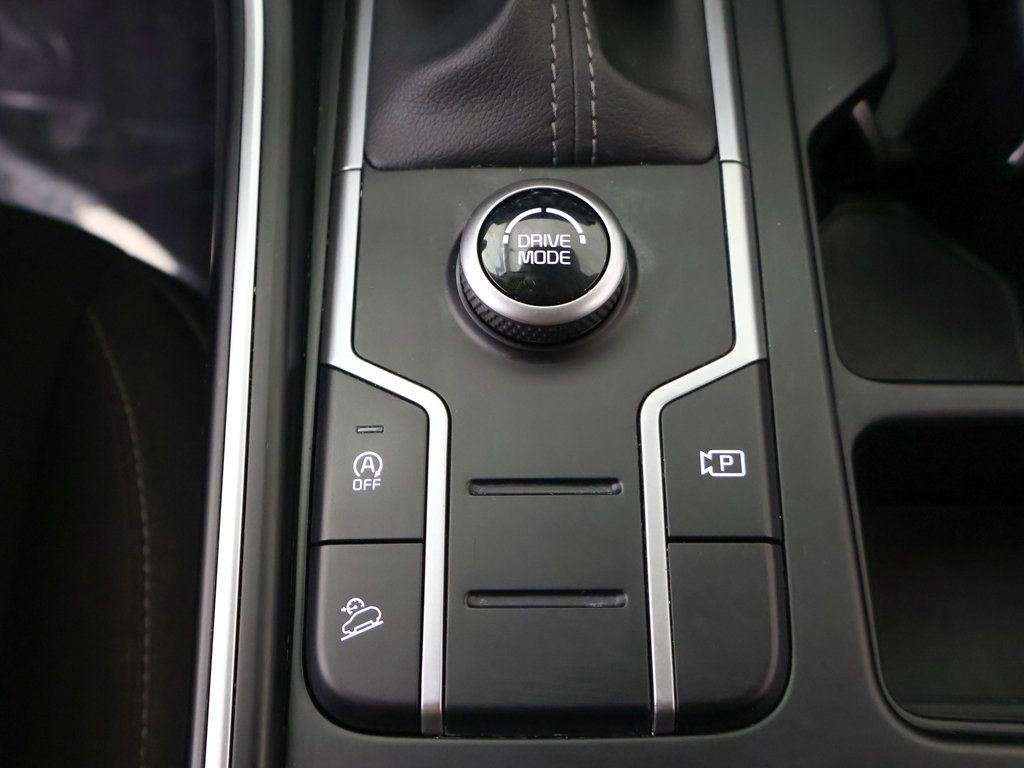 Used 2023 Kia Sorento LX FWD image 49