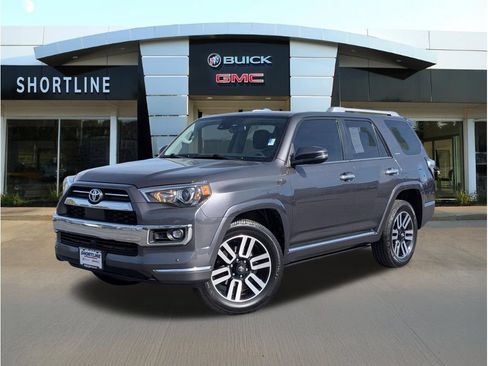 Used 2022 Toyota 4Runner Limited AWD/4WD image 8