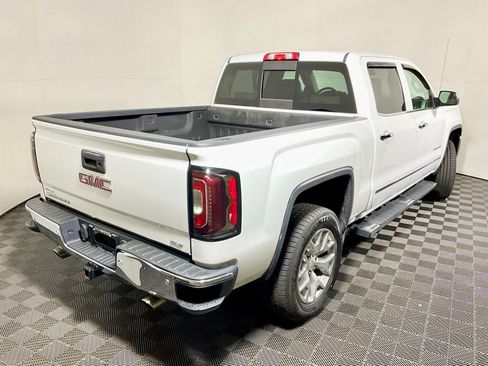 Used 2018 GMC Sierra 1500 SLT AWD/4WD image 18