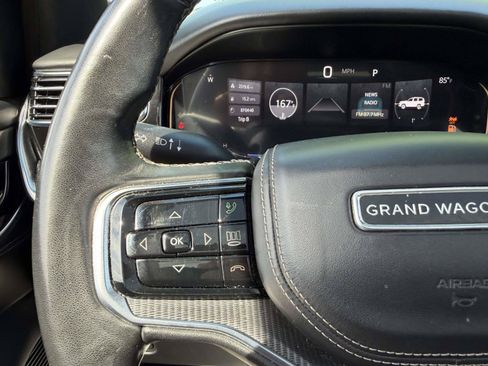 Used 2022 Jeep Grand Wagoneer Series II AWD/4WD image 28