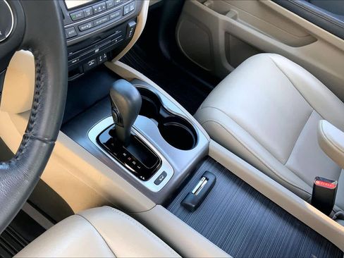 Used 2017 Honda Pilot EX-L image 15