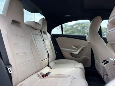 Used 2020 Mercedes-Benz CLA 250 image 11