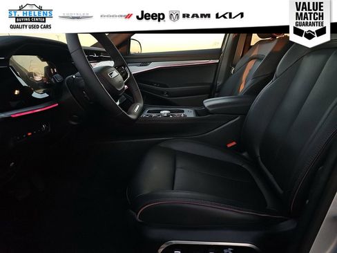 Used 2024 Jeep Wagoneer Launch Edition AWD/4WD image 19