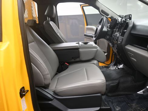 Used 2022 Ford F350 XL w/ Power Equipment Group image 25