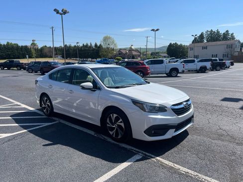 Used 2022 Subaru Legacy Premium AWD/4WD image 8
